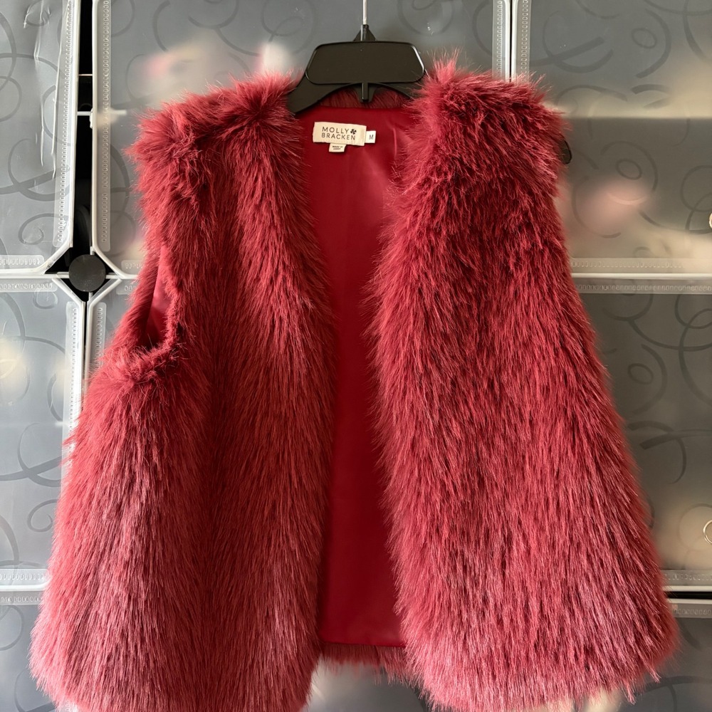 Molly Bracken Faux Fur Vest Red Shaggy Open Front Sleeveless Jacket S3780AAH M